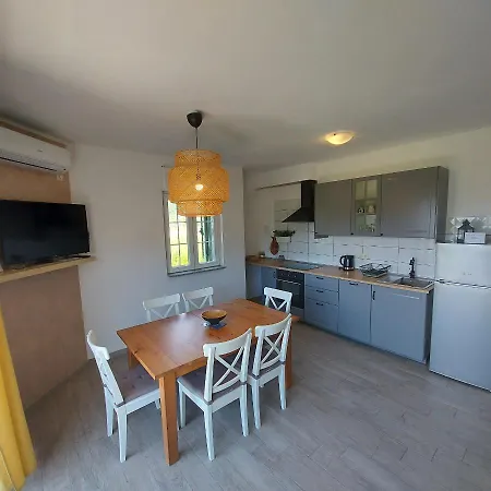 Apartments Batistic Supetarska Draga Room photo